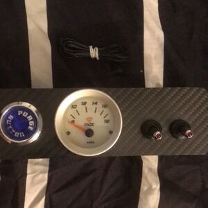 Faze Brand Automotive Volt Meter In A Real Carbon Fiber Face